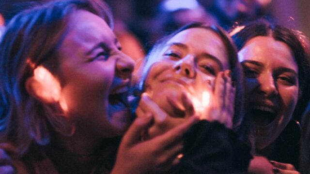 推しに出会った日の話 - 運命の出会いの瞬間